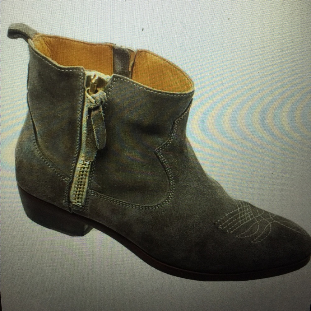 Golden Goose Deluxe Brand. Size 40. Suede.